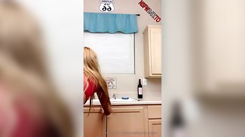 Maddison Morgan cucumber masturbation onlyfans porn videos