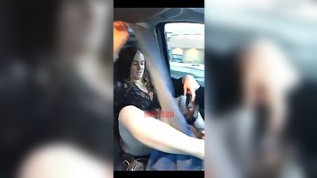 Lee Anne booty flashing in car snapchat premium porn videos