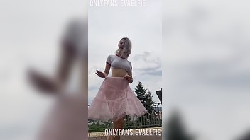 evaelfie Do you like this crazy skirt