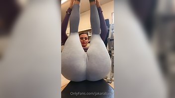 Jakara Mitchell stripping and masturbating