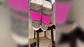Yogafootqueen Sweaty Sneakers & Socks After A Hot Workout xxx onlyfans porn videos