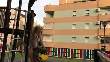 IviRoses: Flashing, and Pantsing