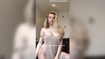 Bethanylilya Nude Sexy Top Held Together w/ Gold Chains xxx onlyfans porn videos