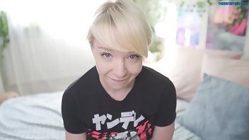 Jollie Lyon-BratDaughter