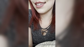 miss littlefeetjoi let me make your day that much better & book a sexting session w/ me i love being abl