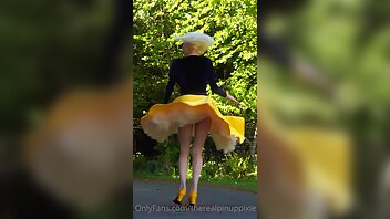Pinup Pixie Leaked OF Skirt swirl