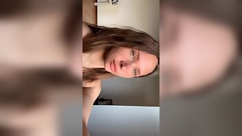 littledisnay_free do you like my eyes xxx onlyfans porn video