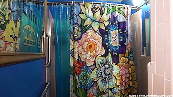 samantha blueberry shower expansion cambrotv porn